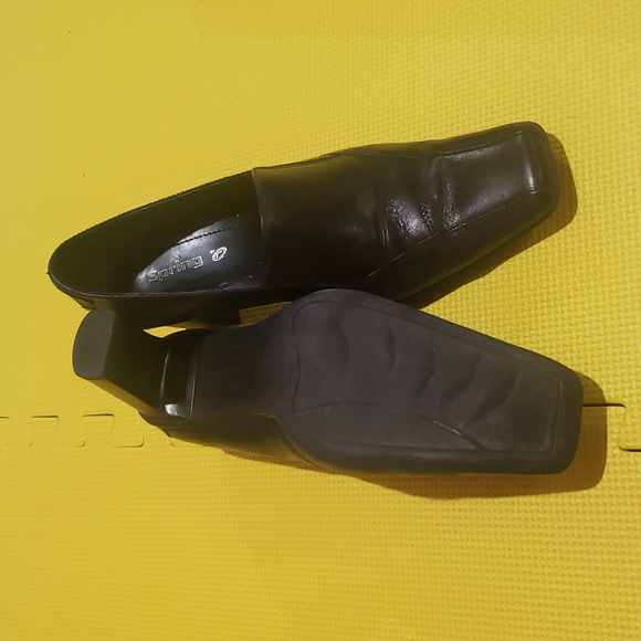 Spring Shoes - Picture 5 of 6